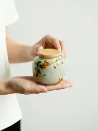 在飛比找樂天市場購物網優惠-拓土純手繪柿子茶葉罐密封罐陶瓷高檔便攜小號創意防潮迷你儲物罐