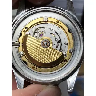 ORIS 第一代 月相星日期兩地時間錶 錶盤小圈金色漂亮有味道 *此錶有收藏價值 走時準確 功能正常 已保養