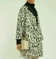 MAX MARA Studio reversable Wool Coat Beige/ Black NWT Size 12, ORG $1095
