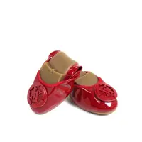 在飛比找momo購物網優惠-【viina】經典LOGO鏡面釦漆皮摺疊鞋 - 紅(摺疊平底