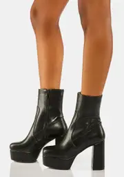 [Lamoda] Black Making Moves Platform Boots