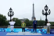 Grace Brown Cycling Time Trial 2024 Paris Gold Medal win Photo 24