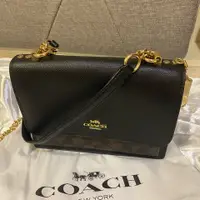 在飛比找PopChill優惠-[二手] Coach 老花拼接黑色防刮皮金鍊包