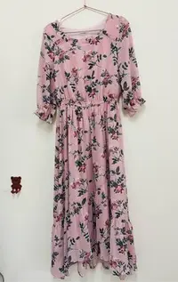 在飛比找Yahoo!奇摩拍賣優惠-專櫃 0918  氣質玫瑰花七分袖長洋裝