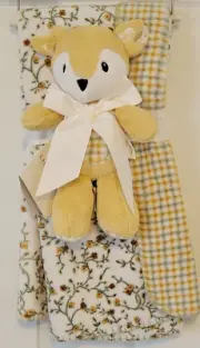 Laura Ashley Baby Blanket & Plush Toy Gift Set Giraffe Blencow Sprig Floral