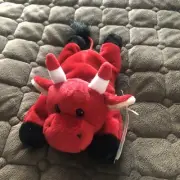 Brand New BEAN SPROUTS - TORRO - Red Bull Vintage Bean 8 Inch bag plush Toy