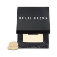 在飛比找Yahoo奇摩購物中心優惠-BOBBI BROWN 芭比波朗 輕隱毛孔柔焦蜜粉餅 4.6