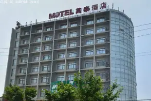 莫泰168(上海祁連山南路曹安輕紡市場店)Motel 168 (Shanghai South Qilianshan Road Cao'an Light Textile Market)