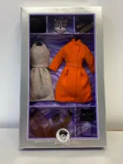 BARBIE AUDREY HEPBURN BREAKFAST AT TIFFANY'S THE CAT MASK OUTFIT NRFB 20664