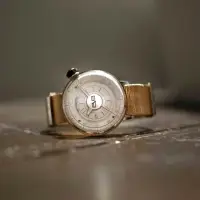 在飛比找momo購物網優惠-【BOMBERG】BB-01 石英系列 白金米蘭帶錶款