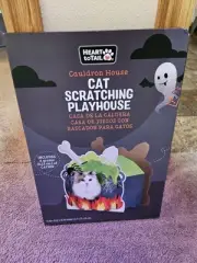 Aldi Heart to Tail Cat Scratching Halloween Cauldron Play House w/ Catnip NEW