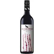 Howling Wolves Shiraz 750mL