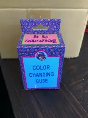 COLOR CHANGING CUBE REVEAL FUNTIME MAGIC TRICK CLOSE UP ILLUSION HOBBY BRAND NEW
