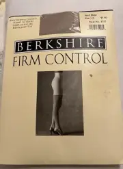 BERKSHIRE Firm Control Body Shaping Control Sheer Lycra Sand Dune Size 1-2 USA