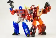 Sons of Cybertron Optimus Prime and Hot Rodimus Set Transformers Henkei Classics