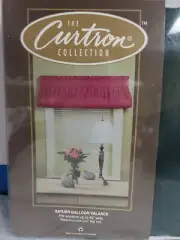 NIP THE CURTRON COLLECTION HUNTER GREEN SATURN BALLON VALANCE FIT UP TO 40" WIDE