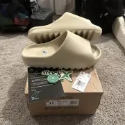 Adidas Yeezy Slide Bone - Size 11
