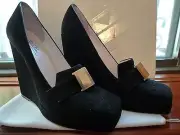 EMILIO PUCCI SEXY BLACK SUEDE PLATFORM WEDGES ITALY SIZE 38 / 8