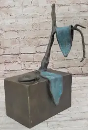 Salvador Dali Greatest Surrealist Hot Cast Bronze Sculpture Marble Base Artwork