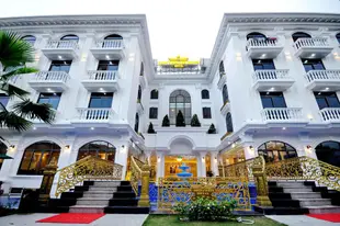 阮潢皇冠飯店Crown Nguyen Hoang Hotel