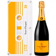 [Veuve Clicquot] Veuve Clicquot Yellow Label Brut Retro Chic Cassette 750mL