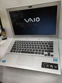 在飛比找露天拍賣優惠-Sony Vaio T14 SVT141A11P (Inte