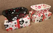 NEW TEMPTATIONS PAWFETTI 2 CERAMIC MINI LOAF PANS PAW PRINTS WHITE BLACK w LIDS