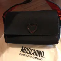 在飛比找蝦皮購物優惠-Moschino  Cheap and Chic 肩背包 包