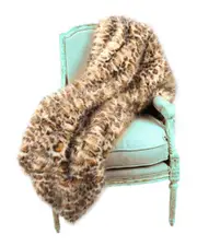 Montague & Capulet Ivory Panther Faux Fur Throw