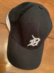 New Era Cap Detroit Tigers Dark Navy Blue Fitted Hat Authentic Size SM-MED