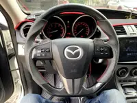 在飛比找樂天市場購物網優惠-[細活方向盤] 水轉印碳纖維款 Mazda3 Mazda5 