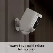 Spotlight Cam Battery HD Security Camera with Built Two-Way Talk and a Siren Ala