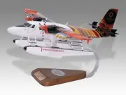De Havilland DHC-6-300 Twin Otter Sun Siyam Desk Wood Airplane Model Large 1/48