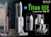Dragon #56342 1/400 Titan IIIE w/Launch Pad SLC-41 (Space)