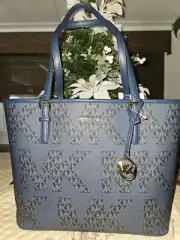 MICHAEL KORS Jet Set MEDIUM CARRYALL GRAPHIC LOGO ADMIRAL BLUE NWT $298