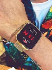 在飛比找Yahoo!奇摩拍賣優惠-MINI FOCUS新款男士觸控屏電子錶網鋼帶錶文藝復古方形