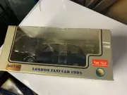 London Taxi Cab Black 1998 in Box 1/18 Sunstar Scale model