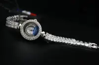 在飛比找Yahoo!奇摩拍賣優惠-Valentino coupeau范倫鐵諾藍寶石水晶鏡面爪鑲