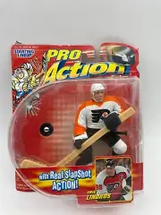 Starting Lineup Pro Action NHLPA Philadelphia Fluers Eric Lindros