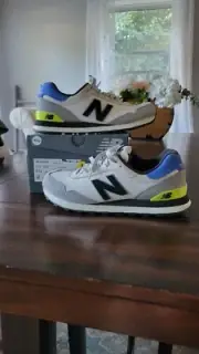 New Balance Mens SIZE 7.5 WIDE 515v1 Nimbus Cloud White Gray Black Blue Yellow