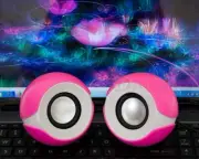 Big Eyes USB Computer Speakers Portable Mini Stereo For Desktop PC AU (Pink)