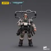 CL Warhammer Collectibles: 1/18 Scale Astra Militarum Cadian Command Squad Veteran with Master Vox