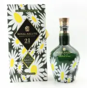 Chivas Royal Salute The Fashion Collection Richard Quinn Edition 2