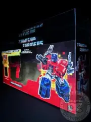 DEFLECTOR DC® Transformers Powermaster Autobot Leader Optimus Prime DISPLAY CASE