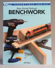 KALMBACH BASIC MODEL RAILROAD BENCHWORK BOOK train o gauge model lionel KAL12469