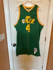 Mitchell & Ness Hardwood Classics Jazz Adrian Dantley Green Jersey