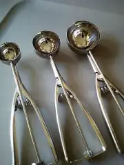 Linwnil Cookie Scoop Set Small 1 Tablespoon Medium/2 Tablespoon Large 3 Table