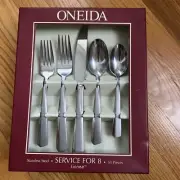 Oneida Linnea 53 Piece flatware set for 8 NIB