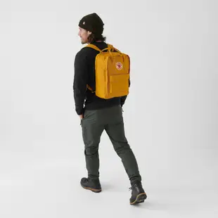 Fjallraven 小狐狸 多色 Kanken Laptop 15吋 電腦背包 筆電後背包 書包 23524 綠野山房