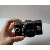 在飛比找蝦皮購物優惠-PENTAX Q-S1 微單相機 希有色•美品 付02鏡頭一